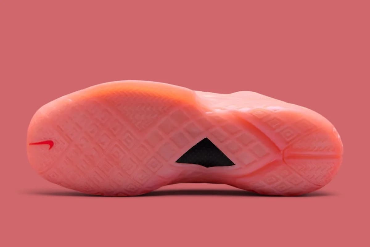 Nike Kobe 3 Protro Low "Atomic Pink" - SKU IV7127-600